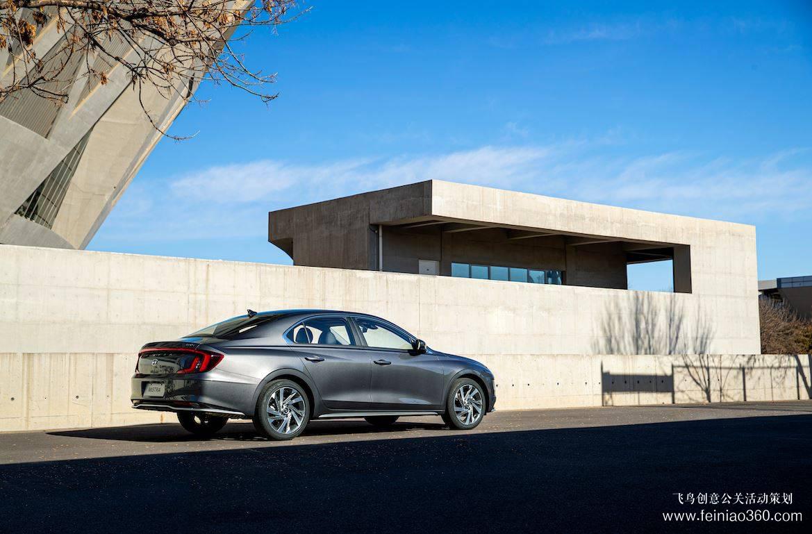 視頻發(fā)布會(huì)見多了？名圖CP“脫口秀”了解一下